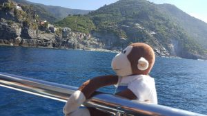 Hier freut er sich auf den Ausflug in La Spezia zu den 5 Dörfern. Foto: facebook.com/soeren.unterwegs