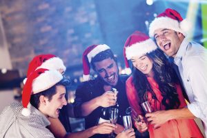 Mit der Familie oder mit Freunden, für jeden bietet das Weihnachtsprogramm genau das richtige. Foto: Costa Crociere