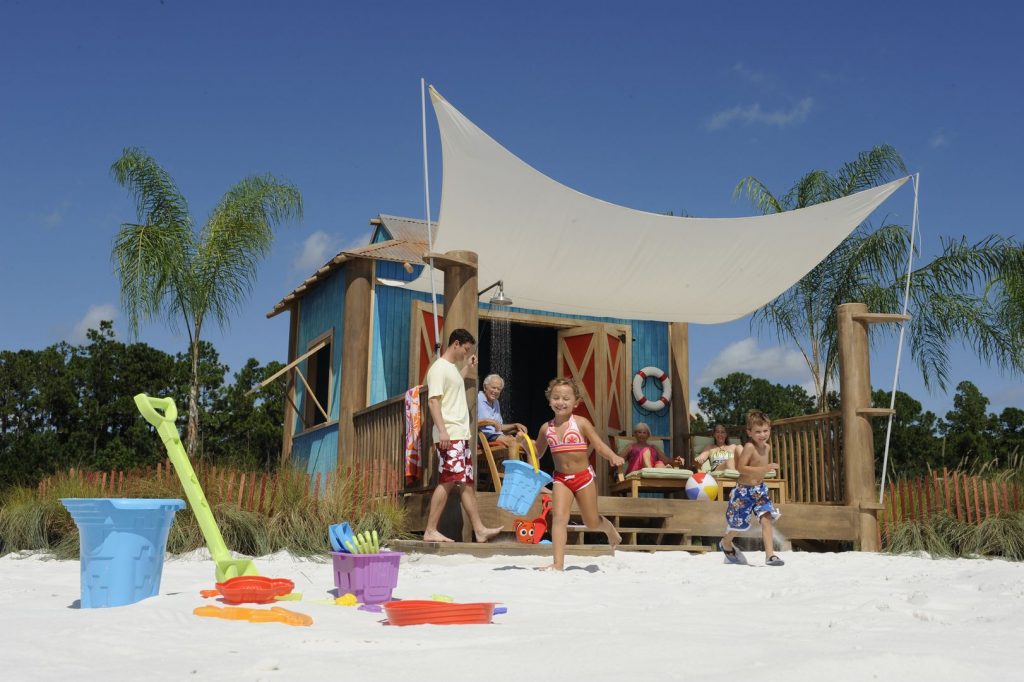 In den gemütlichen Cabanas könnte ihr schöne Stunden auf der Insel verbringen. Foto: Disney Cruise Line/Kent Phillips