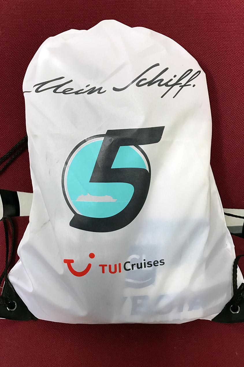 Der Beutel voller Mitbringsel. Foto: CruiseStart