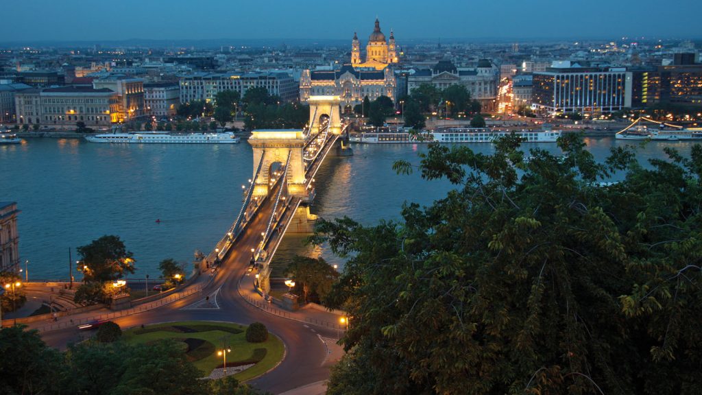 Die ungarische Hauptstadt Budapest an der Donau. Foto: nicko cruises