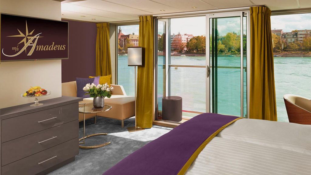 Zwölf große Suiten mit begehbarem Balkon soll die Amadeus Queen erhalten. Foto: Lüftner Cruises