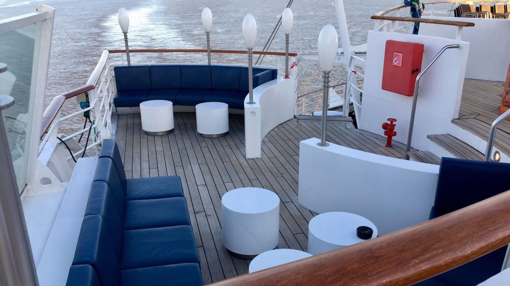 Die neue Seaside Lounge auf der AIDAvita. Foto: AIDA Cruises