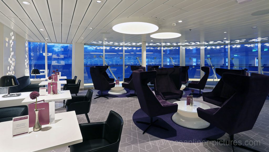 Mein Schiff 5 X-Lounge 07.07.2016. Foto: Oliver Asmussen/oceanliner-pictures.com