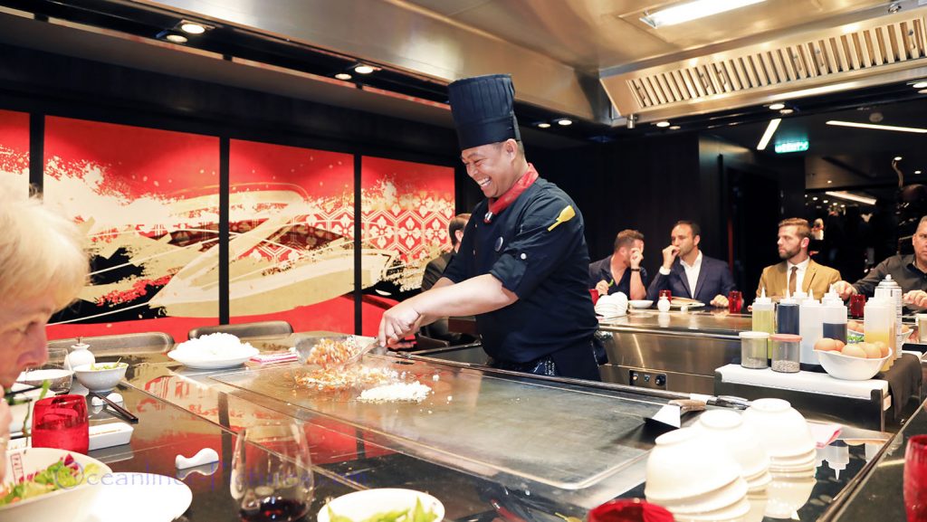 Izumi Restaurant Symphony of the Seas. / Foto: Oliver Asmussen/oceanliner-pictures.com