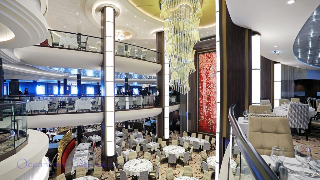 Main Dining Room Symphony of the Seas. / Foto: Oliver Asmussen/oceanliner-pictures.com