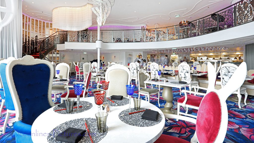 Wonderland Restaurant Symphony of the Seas. / Foto: Oliver Asmussen/oceanliner-pictures.com