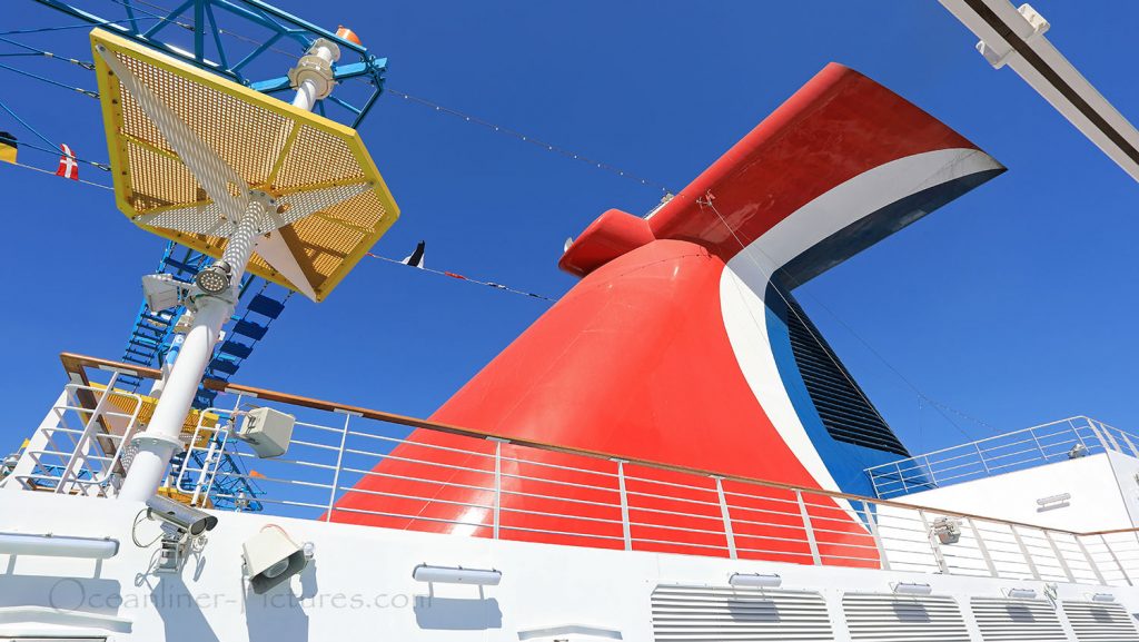 Carnival Horizon Schornstein. / Foto: Oliver Asmussen/oceanliner-pictures.com