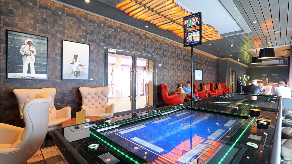 Mein Schiff 1 Casino und Lounge. / Foto: Oliver Asmussen/oceanliner-pictures.com