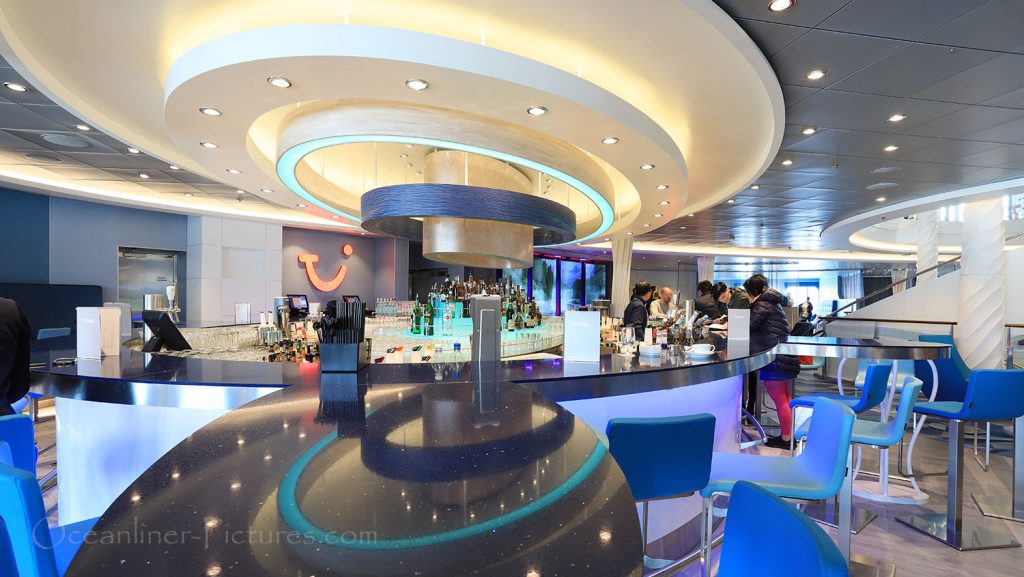 Mein Schiff 1 TUI Bar. / Foto: Oliver Asmussen/oceanliner-pictures.com