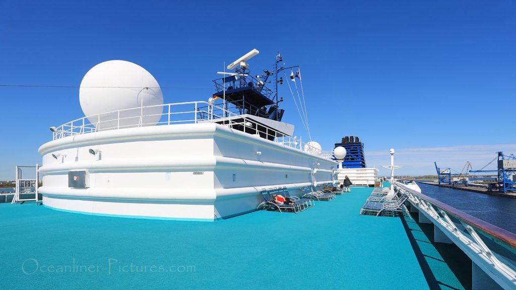 Solarium Sonnendeck MS Zenith. / Foto: Oliver Asmussen/oceanliner-pictures.com