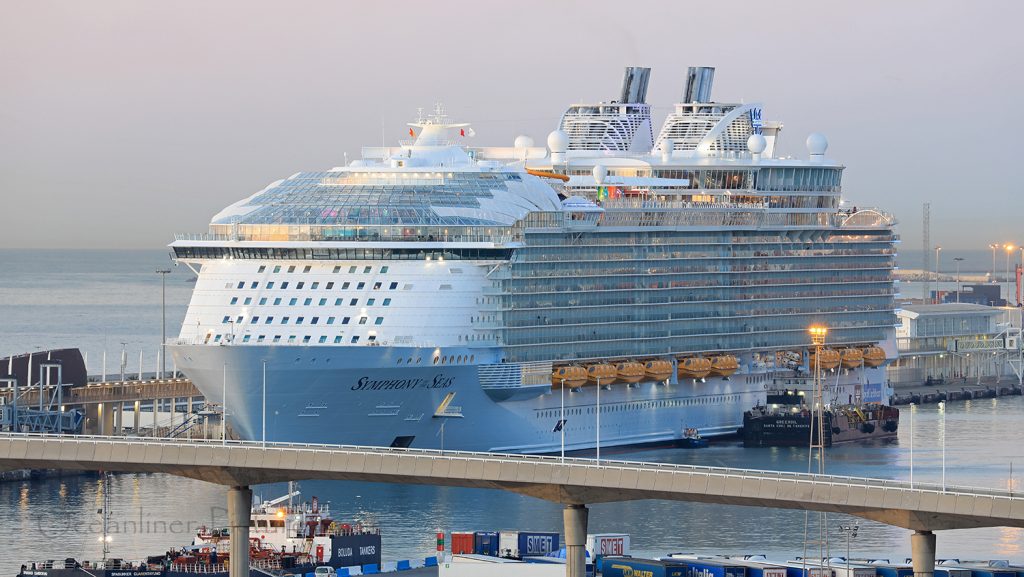 Symphony of the Seas Barcelona 05.04.2018. / Foto: Oliver Asmussen/oceanliner-pictures.com