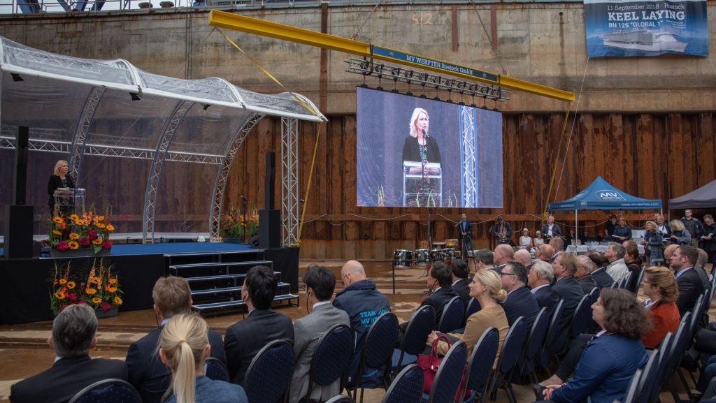 Manuela Schwesig während ihrer Rede auf der Zeremonie. Foto: MV Werften