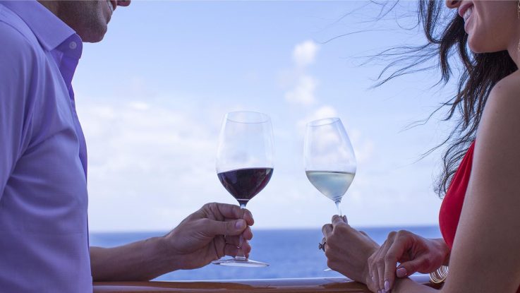 Auf der Norwegian Escape und der Norwegian Dawn wird die Meet the Winemaker Cruise angeboten. Foto: NCL
