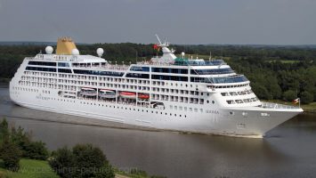 Die Adonia fuhr bisher für P&O Cruises und wird nun die Flotte von Azamara Club Cruises erweitern. Foto: Oliver Asmussen/oceanliner-pictures.com