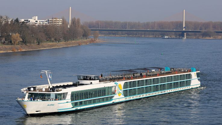 MS Alena erstmals in Bonn. / Foto: Oliver Asmussen/oceanliner-pictures.com