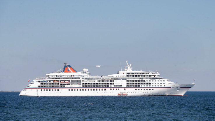 Die MS Europa vor Sylt. Foto:Franziska Krug/Getty Images for Hapag-Lloyd Cruises