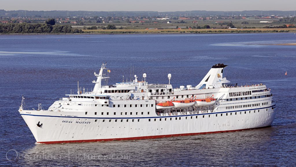 Kreuzfahrtklassiker MS Ocean Majesty unterwegs für Hansa Touristik / Foto: Oliver Asmussen/oceanliner-pictures.com