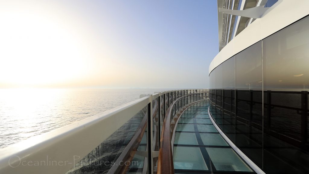 MSC Seaview Infinity Bridge Sonnenuntergang / Foto: Oliver Asmussen/oceanliner-pictures.com