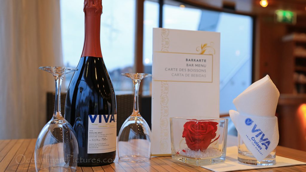 Viva Cruises Riesling Brut MS Swiss Tiara / Foto: Oliver Asmussen/oceanliner-pictures.com