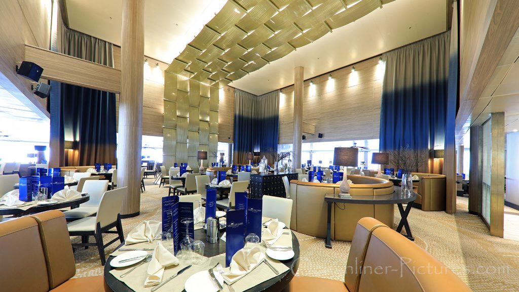 Waterfront Restaurant mit Gala-Karten Vasco Da Gama / Foto: Oliver Asmussen/oceanliner-pictures.com