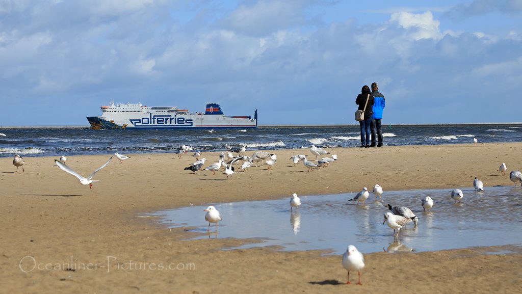 Herbstliche Stimmung am Strand in Swinemünde / Foto: Oliver Asmussen/oceanliner-pictures.com