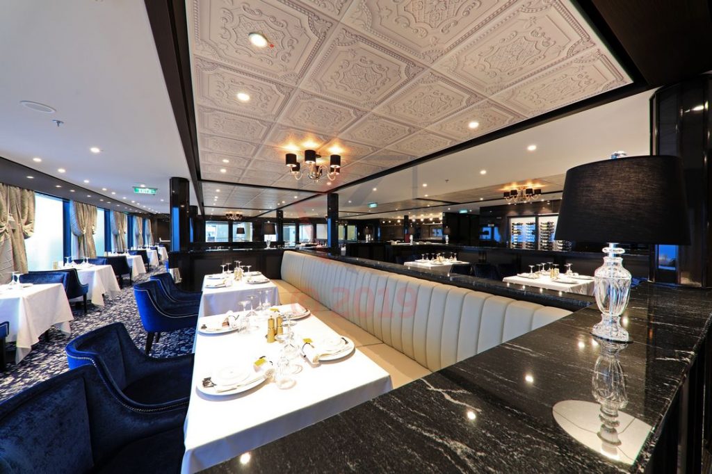 Le Bistro Restaurant Norwegian Encore / Foto: Oliver Asmussen/oceanliner-pictures.com